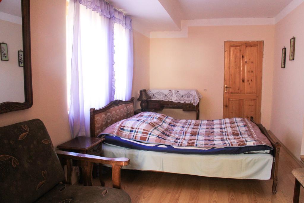 Dodo Japaridze Guesthouse Mestia Cameră foto
